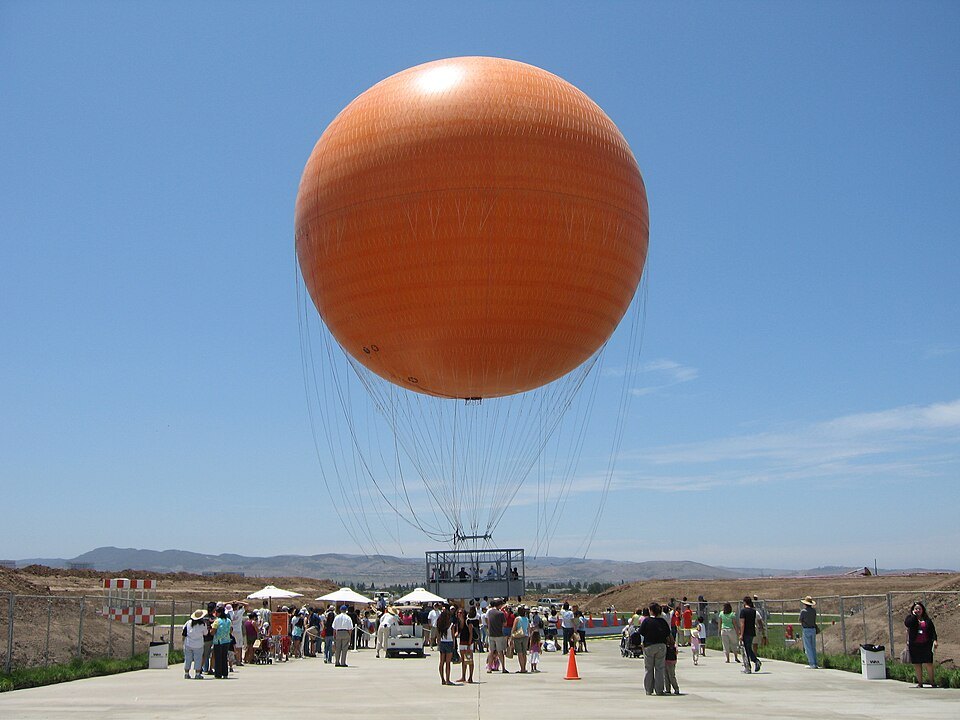 Orange sightseeing balloon above the Great Park