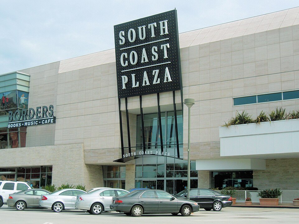 Entrance to South Coast Plaza